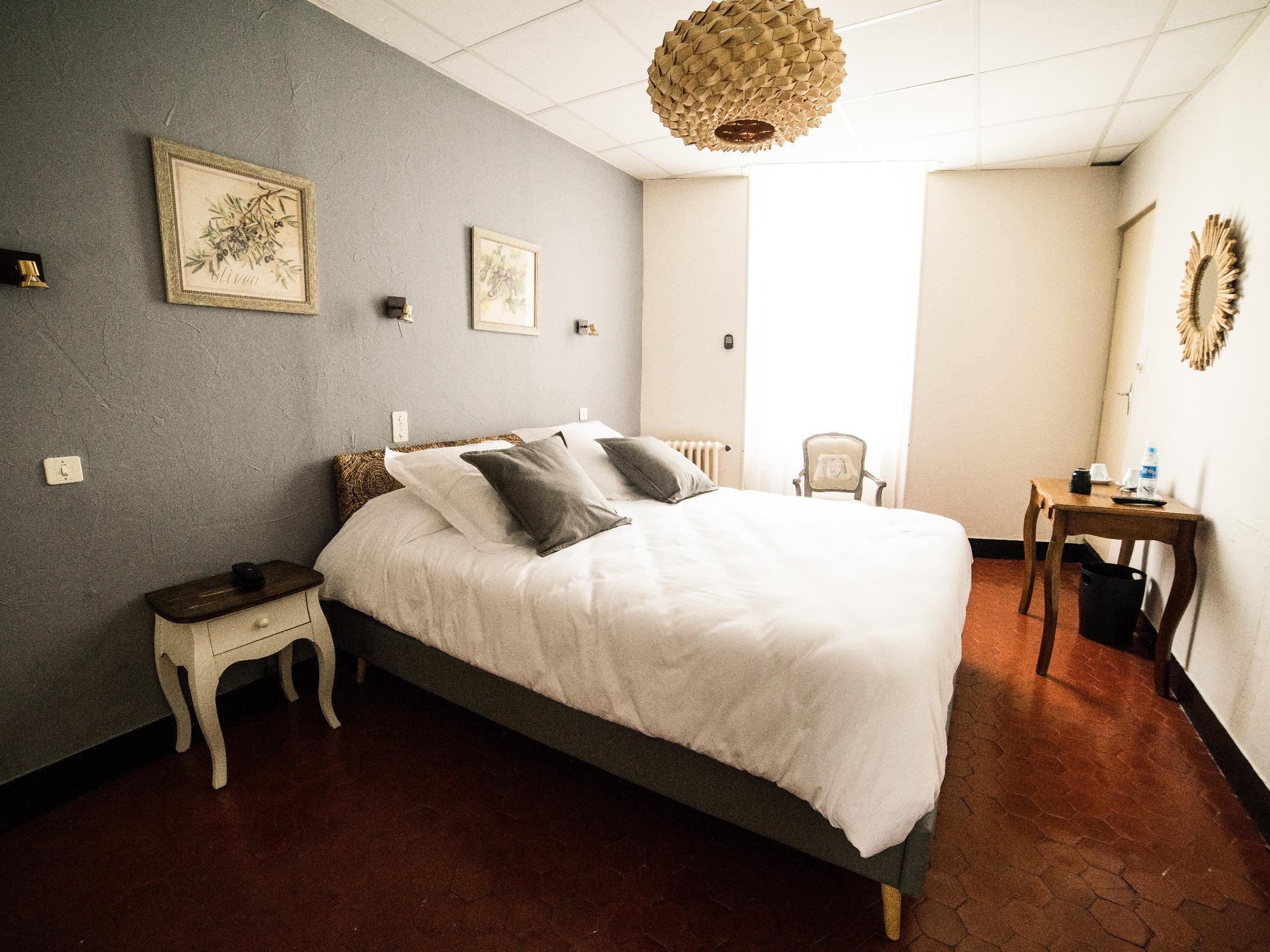 Citotel Hotel De Provence Оранж Екстериор снимка