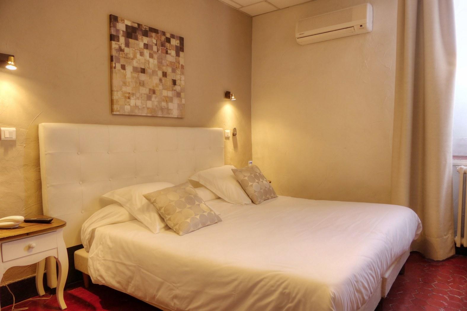 Citotel Hotel De Provence Оранж Екстериор снимка